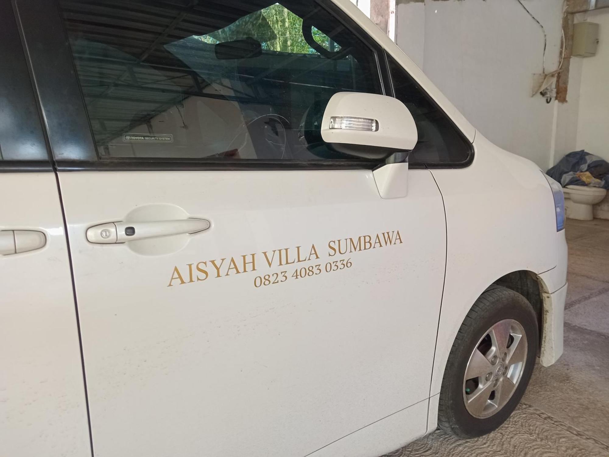 Aisyah Vila Hotel Maluk Exterior photo